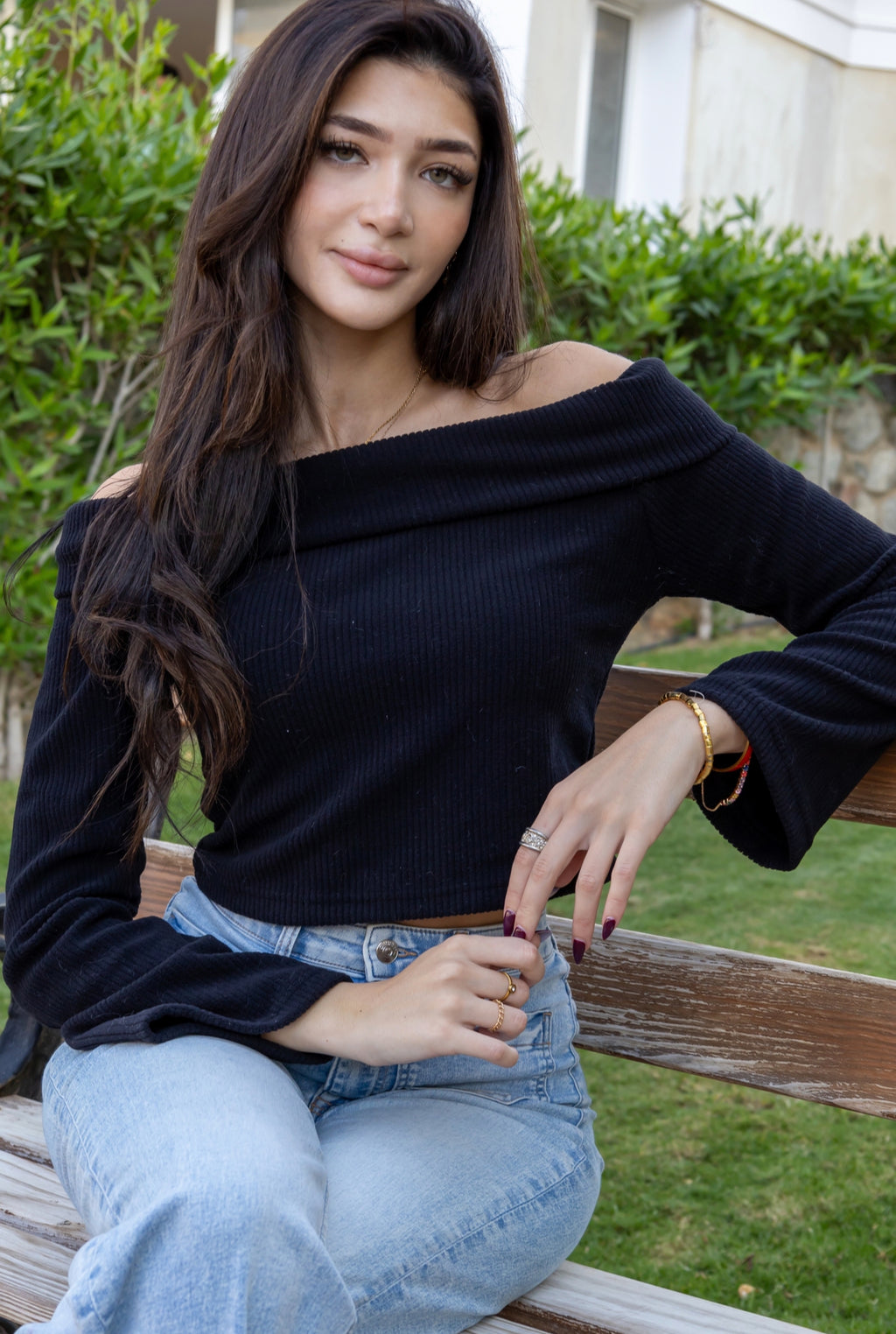 Snow Line Off Shoulder